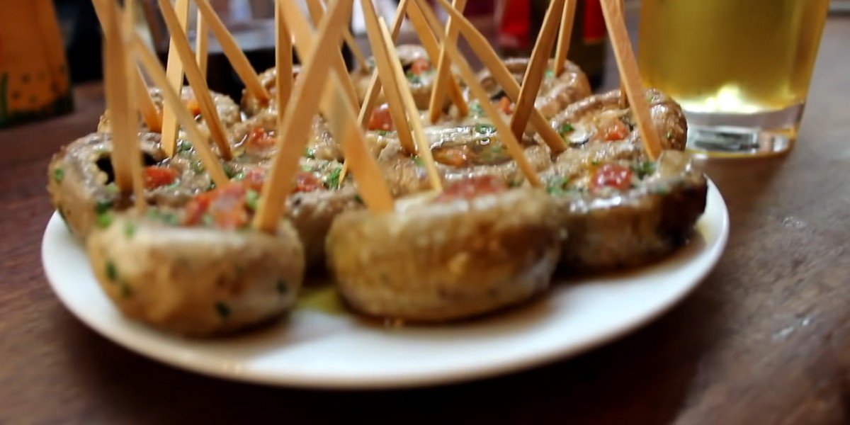 Madrid Foodie and History Tour: Sights, Taverns and Tapas