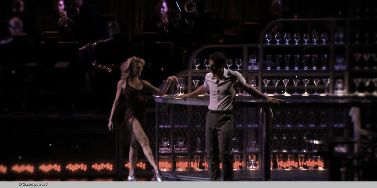 Scene 1 from the modern ballet "Come Fly Away", photo 2
