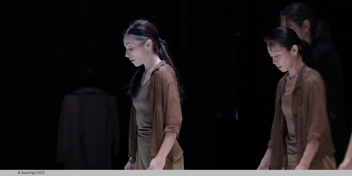 Carolyn Carlson Company: The Tree (fragments of poetics on fire), photo 4