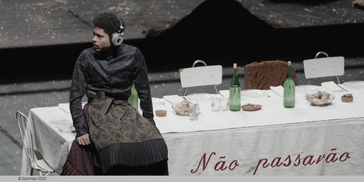 Catarina and the Beauty of Killing Fascists