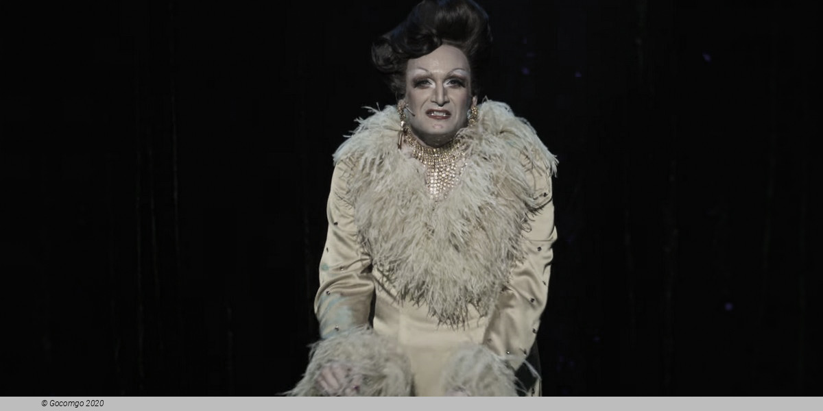 Scene 5 from the musical "La Cage aux Folles"